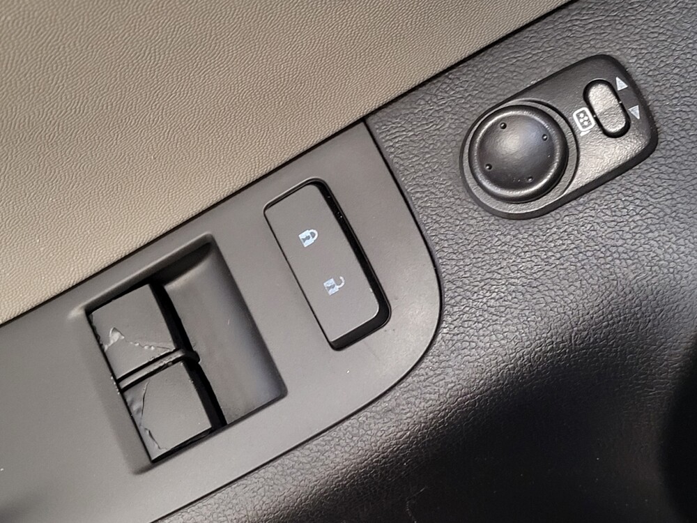 2015 Chevrolet Camaro in Orlando, FL 32808 - 18105523 27