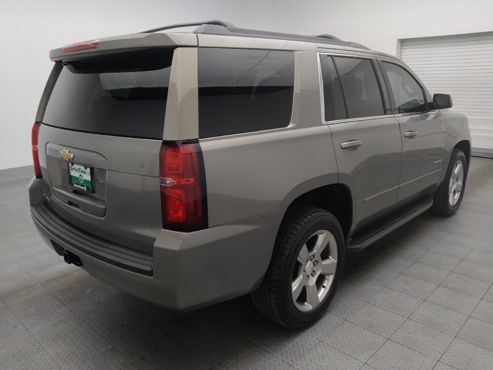 2018 Chevrolet Tahoe in Orlando, FL 32808 - 18105525 9