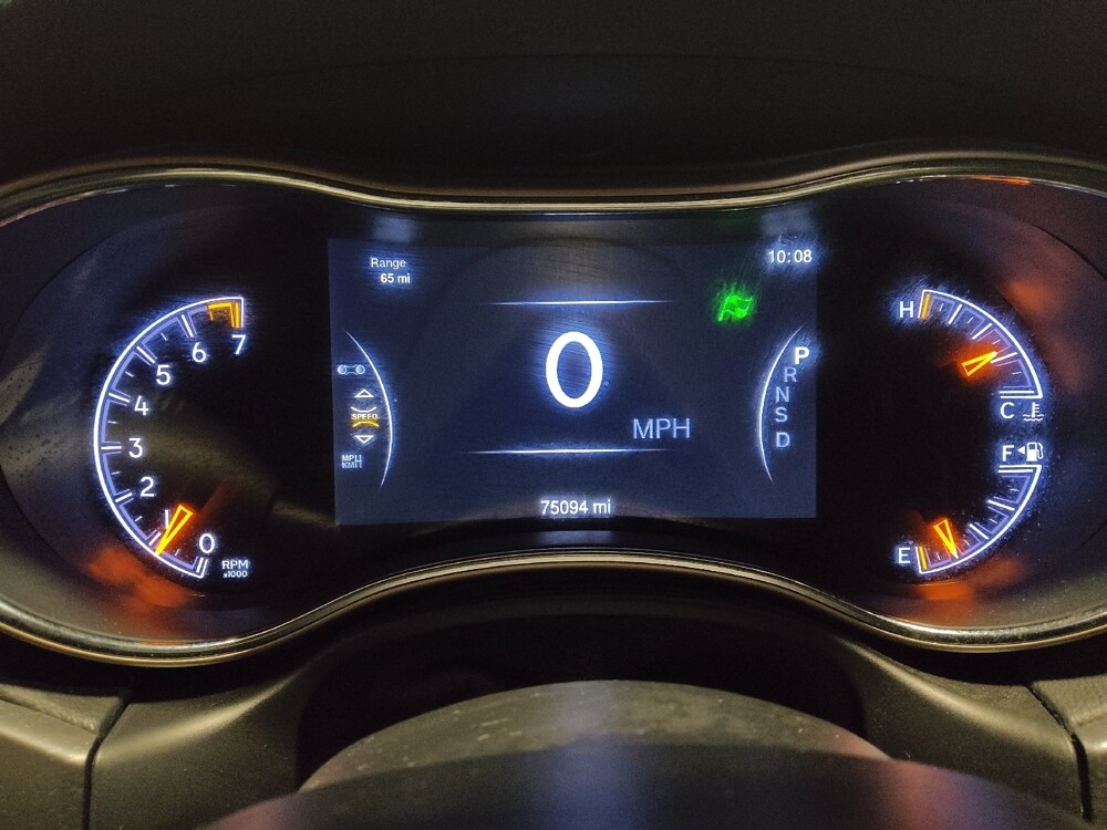 2015 Jeep Grand Cherokee in Orlando, FL 32808 - 18105532 23