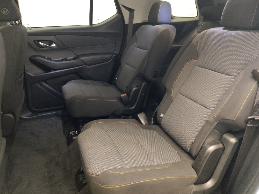 2020 Chevrolet Traverse in Orlando, FL 32808 - 18105533 18