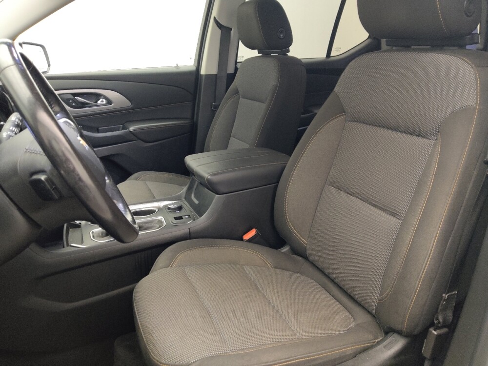 2020 Chevrolet Traverse in Orlando, FL 32808 - 18105533 17