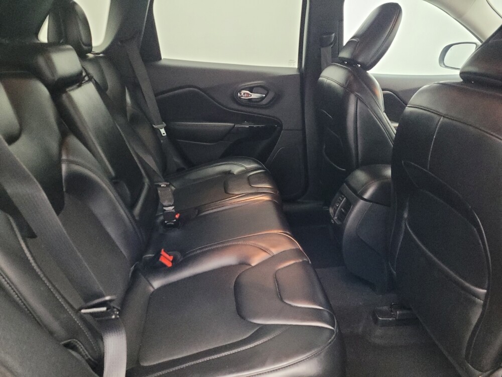 2019 Jeep Cherokee in Sanford, FL 32773 - 18105536 19