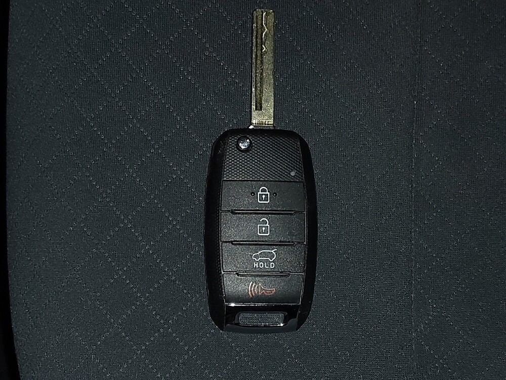 2017 Kia Sorento in Kissimmee, FL 34744 - 18105540 32