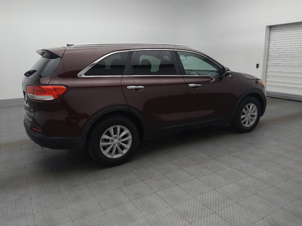 2017 Kia Sorento in Kissimmee, FL 34744 - 18105540 10