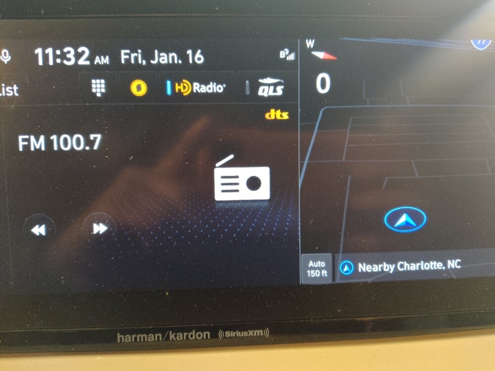 2023 Hyundai Santa Fe in Greenville, SC 29607 - 18105556 25