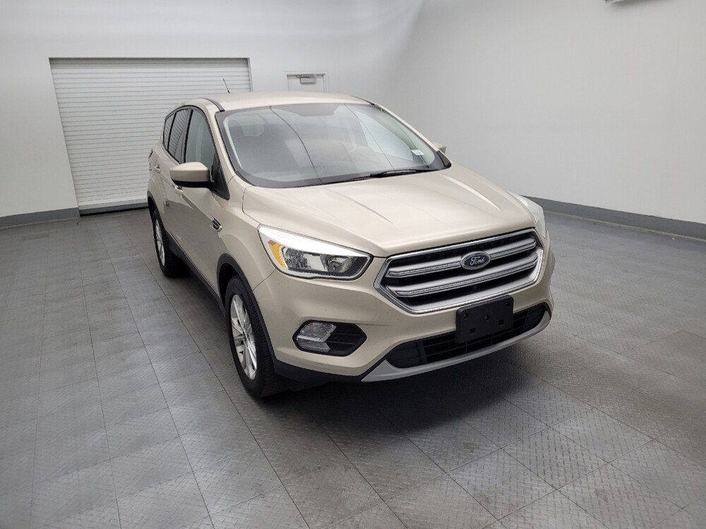 2017 Ford Escape in Maple Heights, OH 44137 - 18105590 13