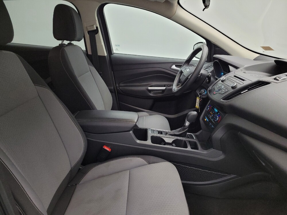 2017 Ford Escape in Maple Heights, OH 44137 - 18105590 21