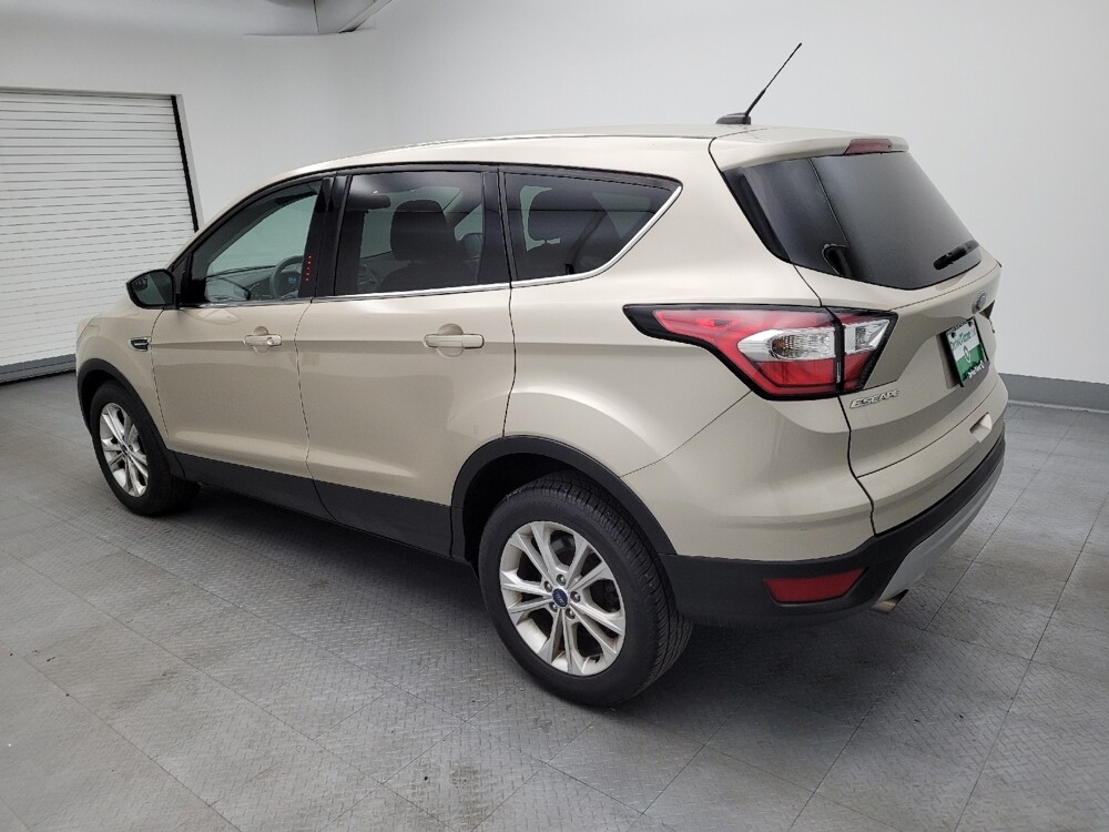 2017 Ford Escape in Maple Heights, OH 44137 - 18105590 3