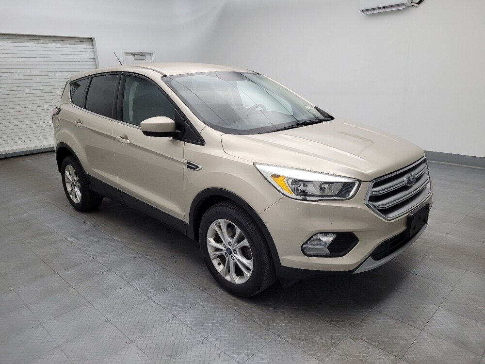 2017 Ford Escape in Maple Heights, OH 44137 - 18105590 11