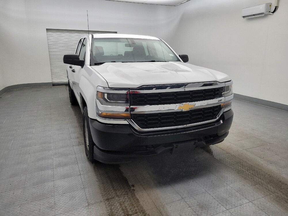 2017 Chevrolet Silverado 1500 in Cincinnati, OH 45255 - 18105595 14