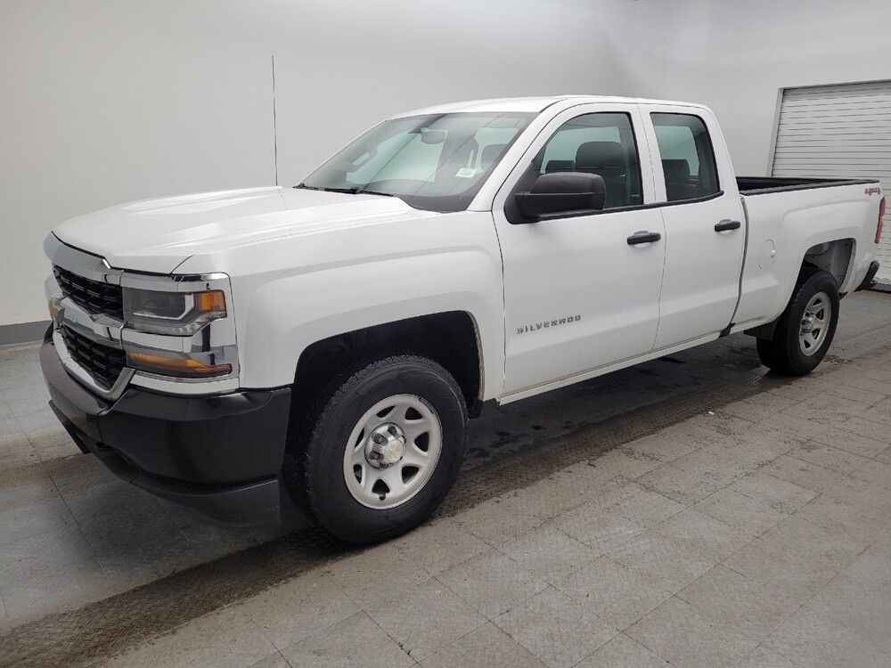 2017 Chevrolet Silverado 1500 in Cincinnati, OH 45255 - 18105595 2