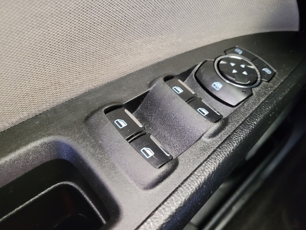 2018 Ford Fusion in Lexington, KY 40509 - 18105596 27