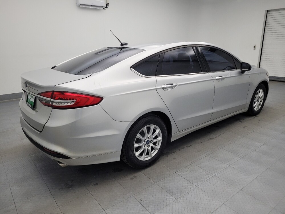 2018 Ford Fusion in Lexington, KY 40509 - 18105596 10