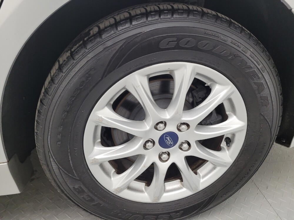 2018 Ford Fusion in Lexington, KY 40509 - 18105596 31