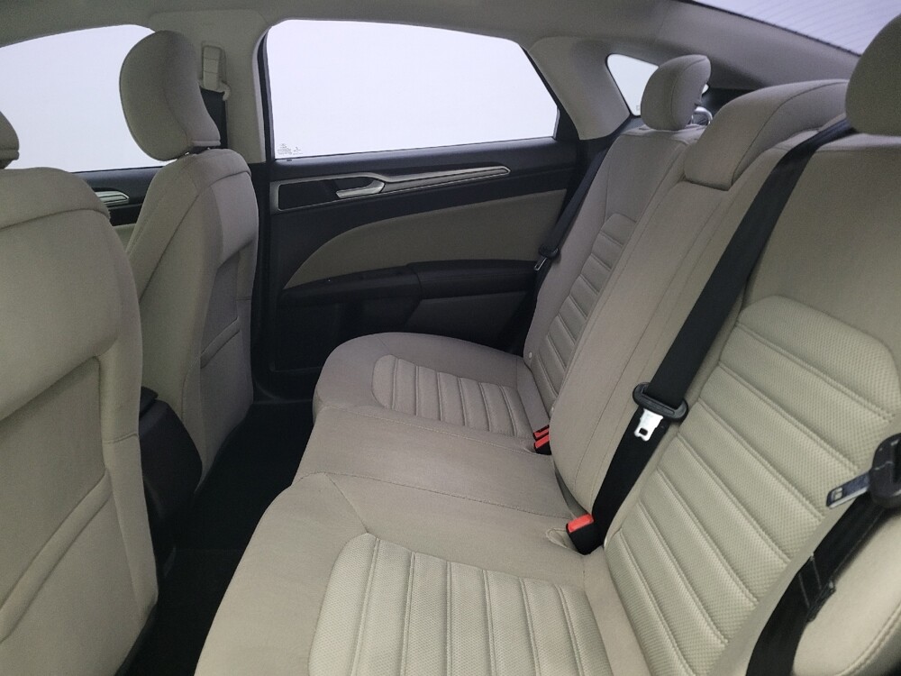 2018 Ford Fusion in Lexington, KY 40509 - 18105596 18