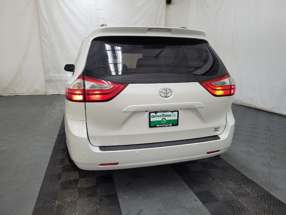 2017 Toyota Sienna in Pittsburgh, PA 15236 - 18105607 6