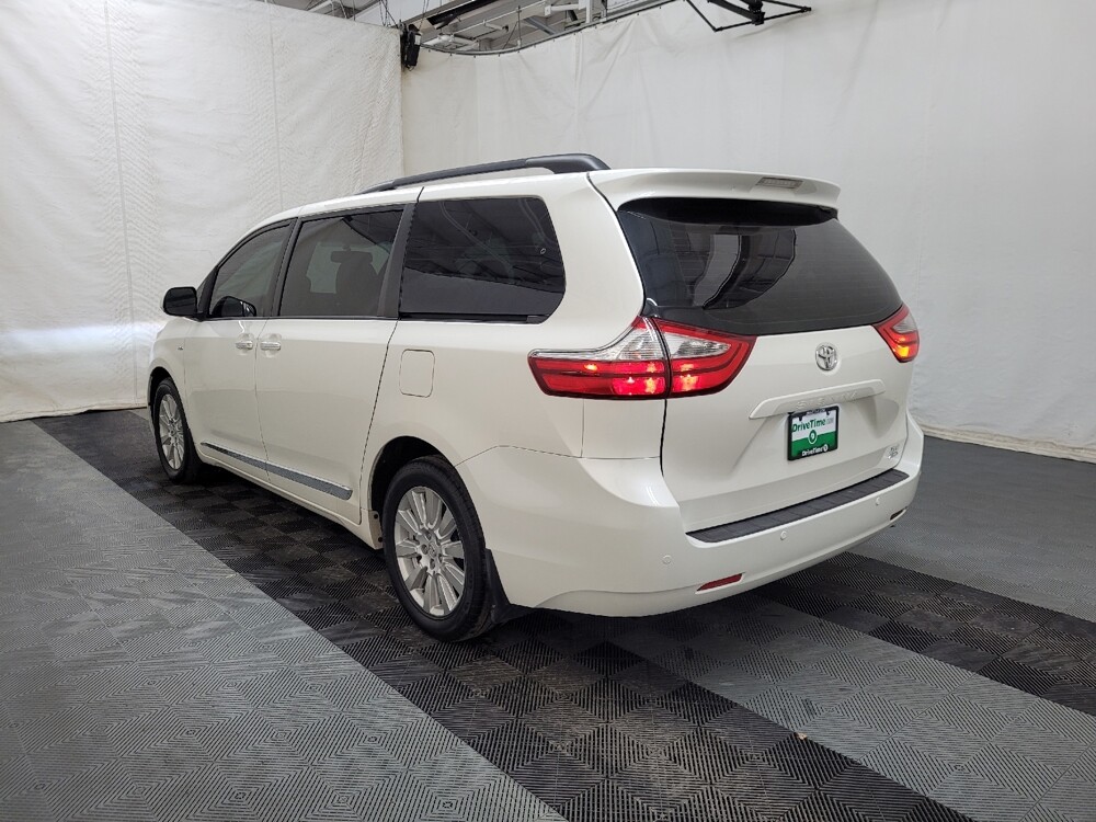 2017 Toyota Sienna in Pittsburgh, PA 15236 - 18105607 5