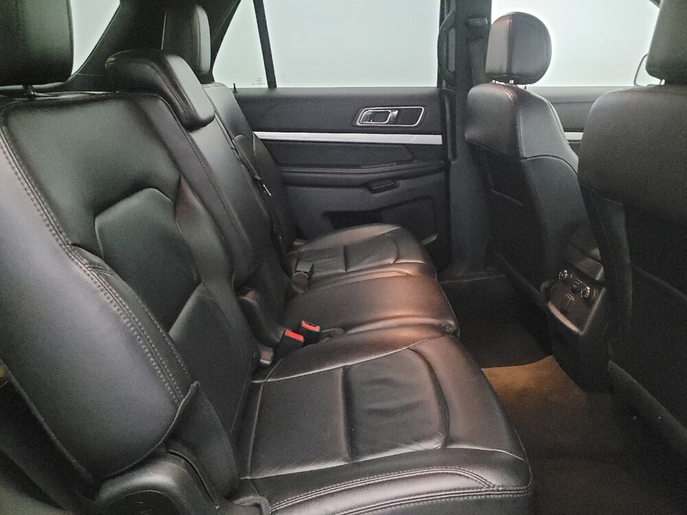 2017 Ford Explorer in New Castle, DE 19720 - 18105610 19