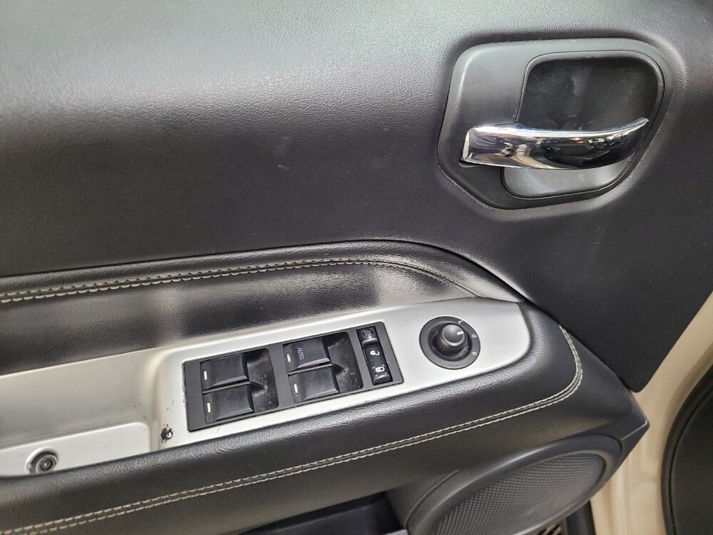 2017 Jeep Compass in Plymouth Meeting, PA 19462 - 18105617 27