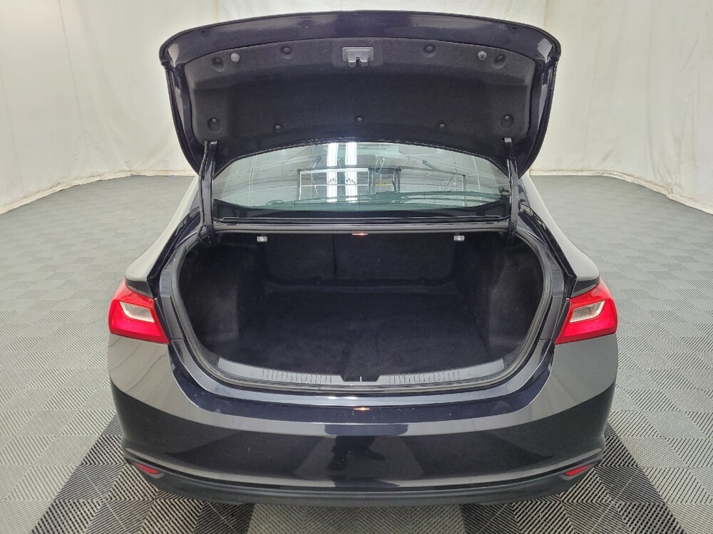 2023 Chevrolet Malibu in Plymouth Meeting, PA 19462 - 18105619 28