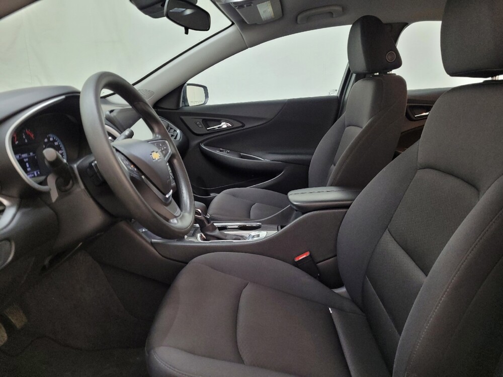 2023 Chevrolet Malibu in Plymouth Meeting, PA 19462 - 18105619 16