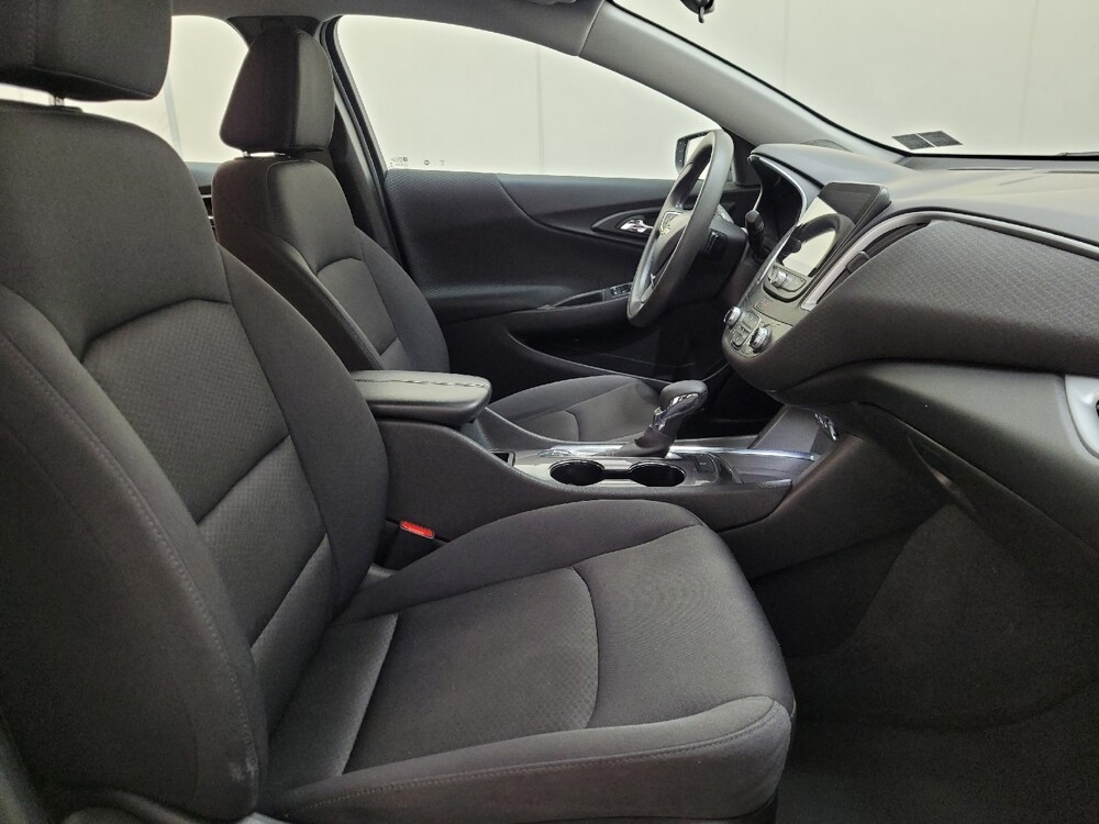 2023 Chevrolet Malibu in Plymouth Meeting, PA 19462 - 18105619 20