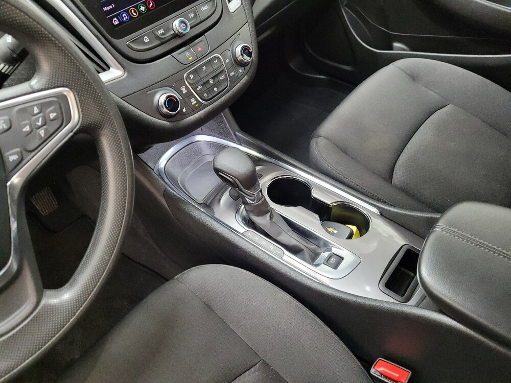 2023 Chevrolet Malibu in Plymouth Meeting, PA 19462 - 18105619 25