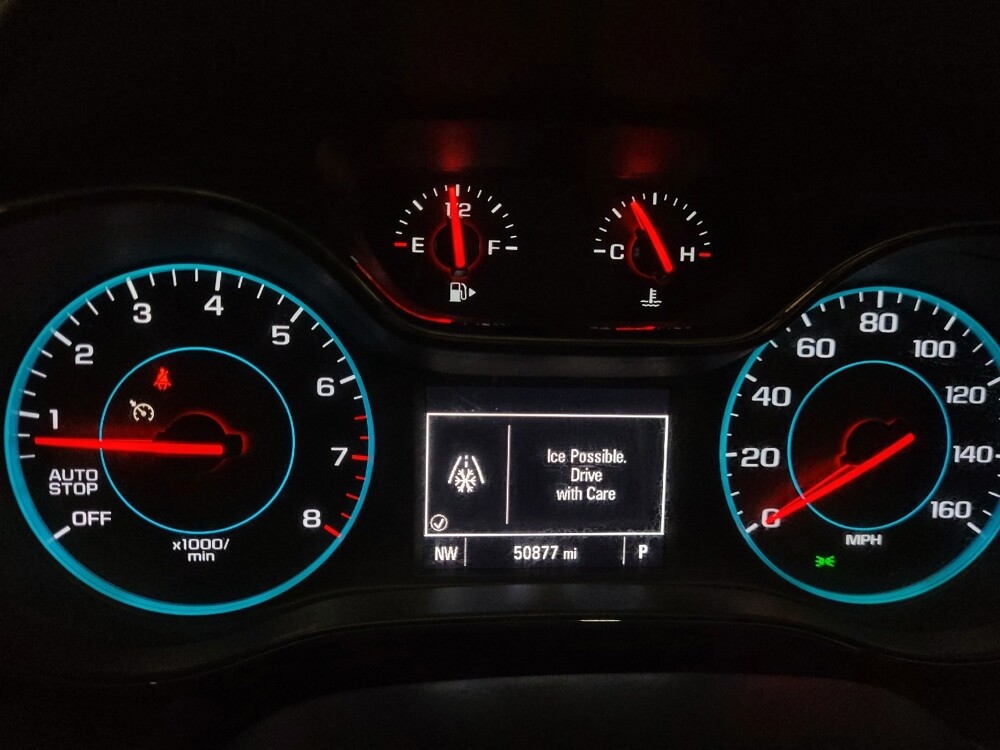 2018 Chevrolet Cruze in Newport News, VA 23601 - 18105621 23