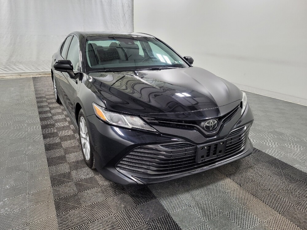 2018 Toyota Camry in Pittsburgh, PA 15236 - 18105622 14