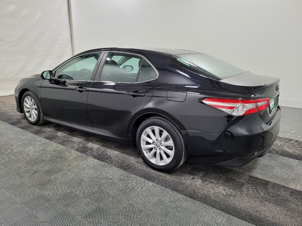 2018 Toyota Camry in Pittsburgh, PA 15236 - 18105622 3