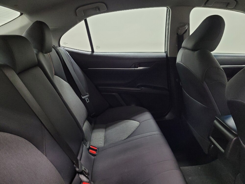 2018 Toyota Camry in Pittsburgh, PA 15236 - 18105622 19