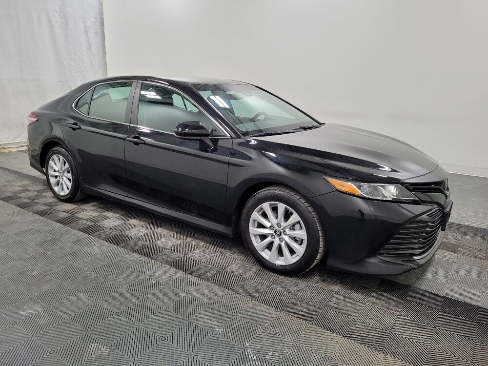 2018 Toyota Camry in Pittsburgh, PA 15236 - 18105622 11