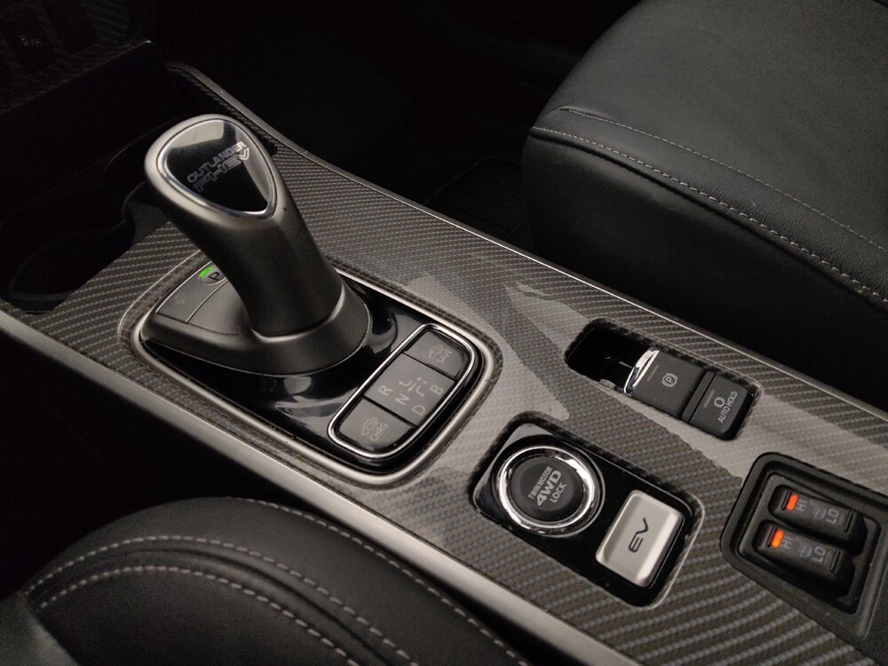 2019 Mitsubishi Outlander in St. Louis, MO 63136 - 18105626 26