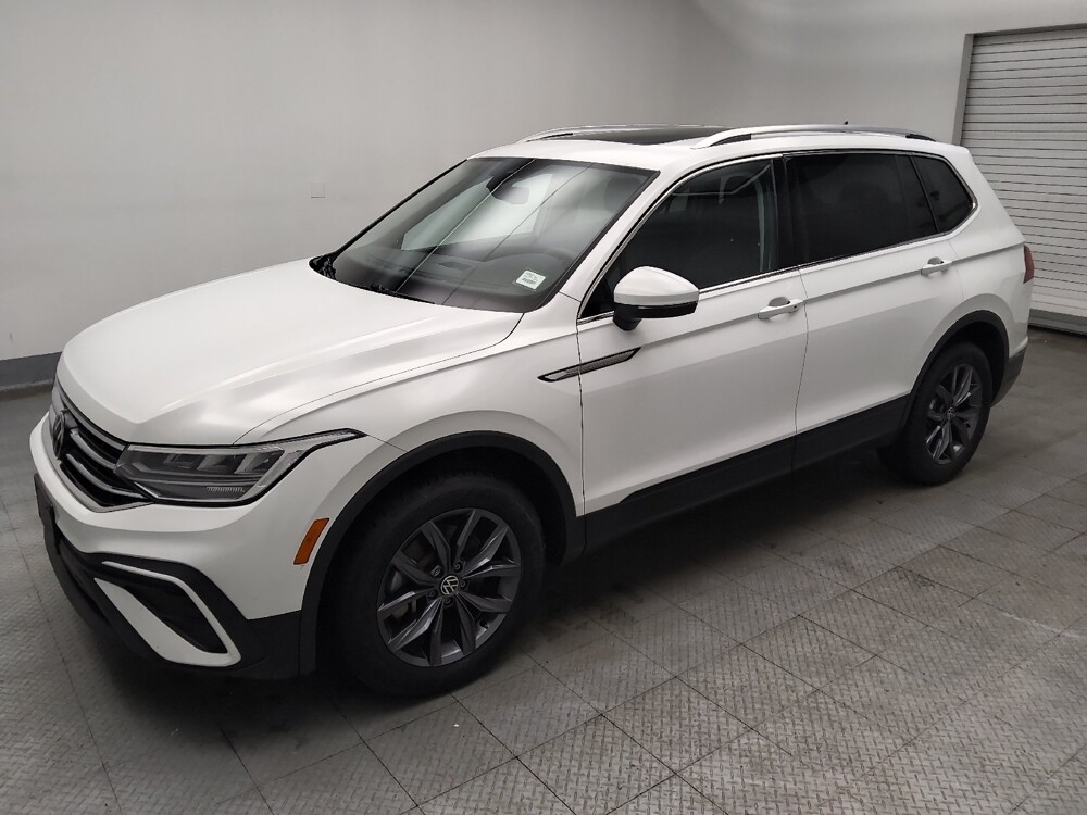 2022 Volkswagen Tiguan in Des Moines, IA 50310 - 18105628 2