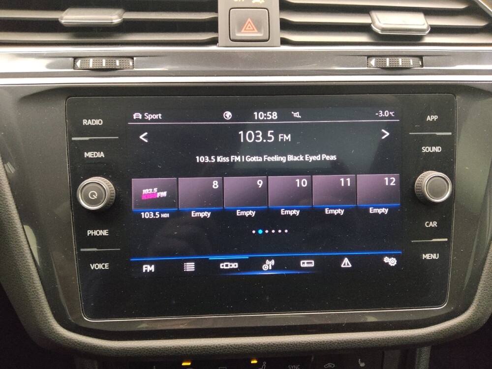 2022 Volkswagen Tiguan in Des Moines, IA 50310 - 18105628 25