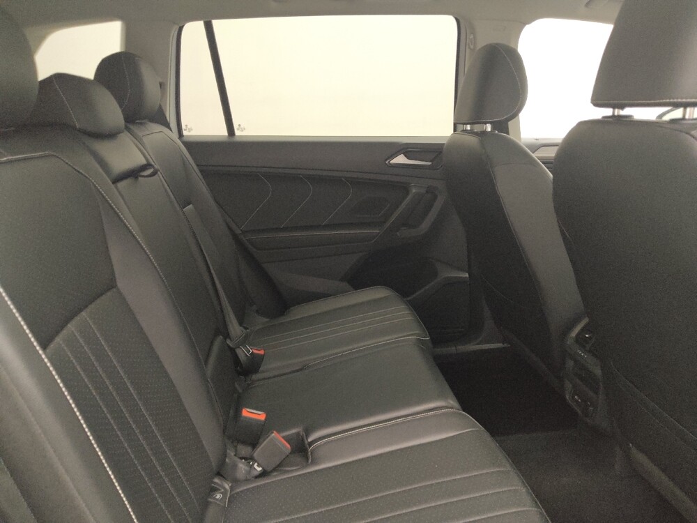 2022 Volkswagen Tiguan in Des Moines, IA 50310 - 18105628 19