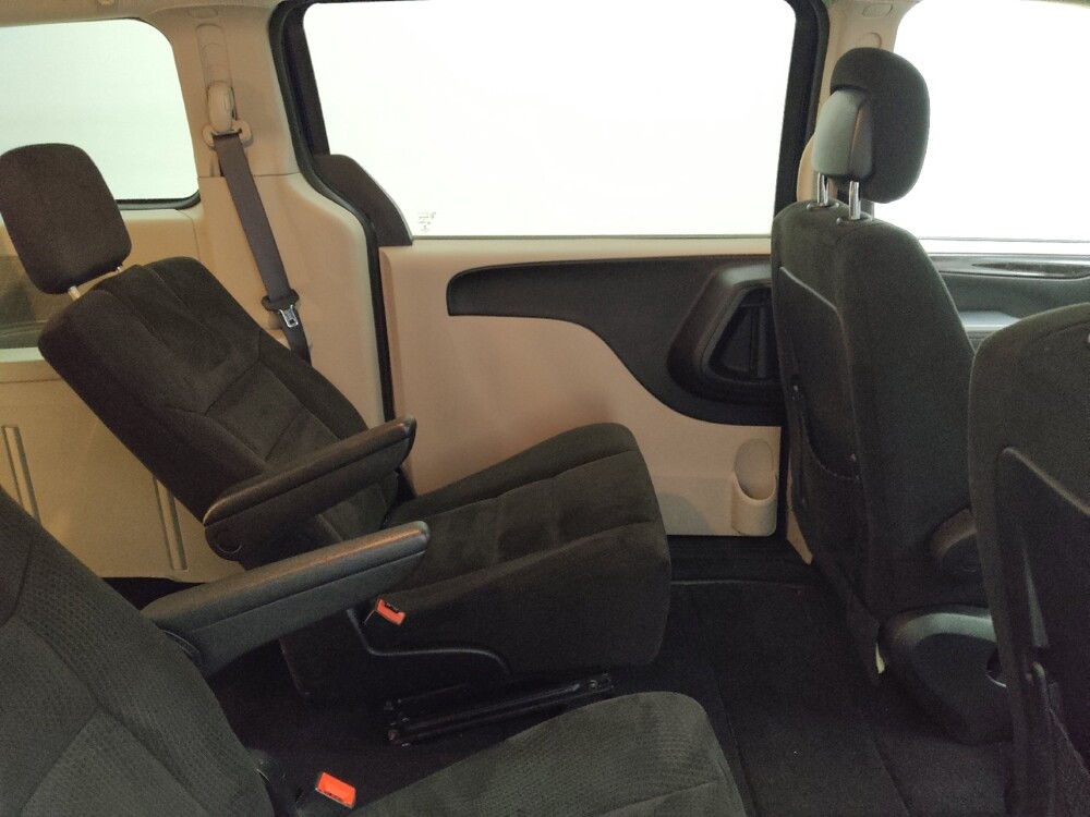 2015 Dodge Grand Caravan in Des Moines, IA 50310 - 18105633 19