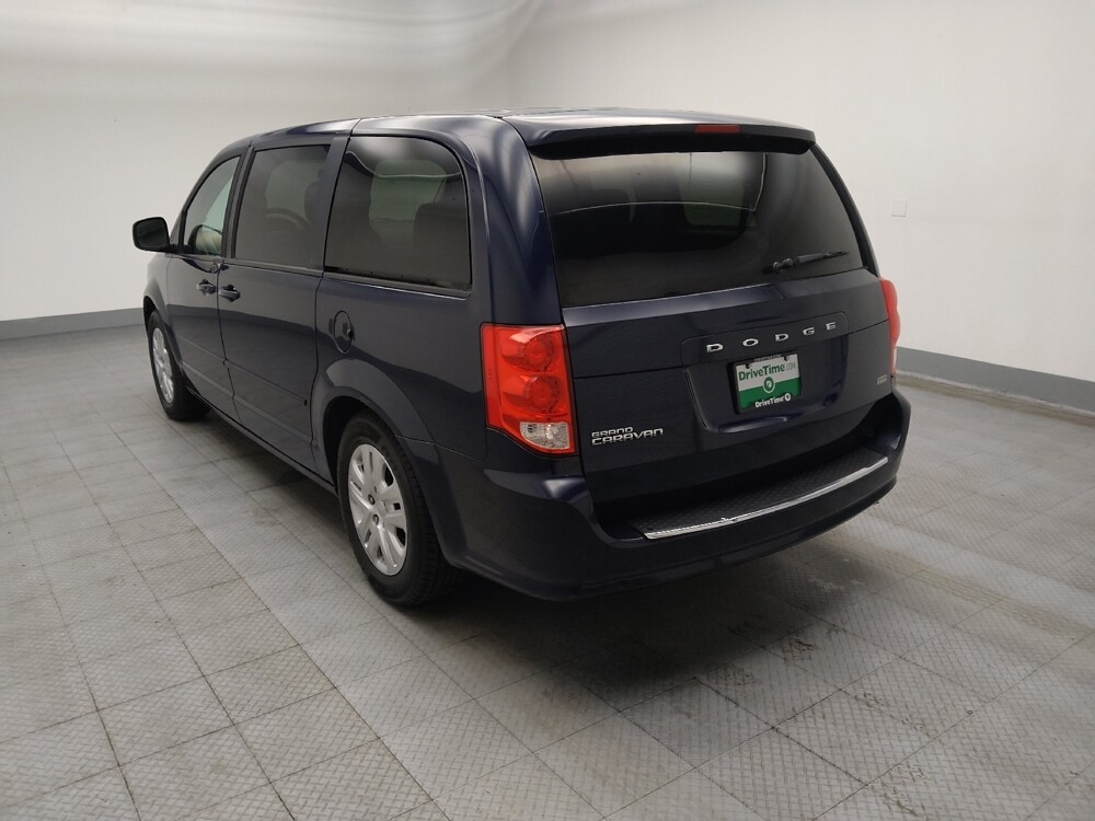 2015 Dodge Grand Caravan in Des Moines, IA 50310 - 18105633 5