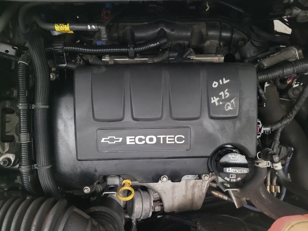 2020 Chevrolet Trax in St. Louis, MO 63125 - 18105637 30