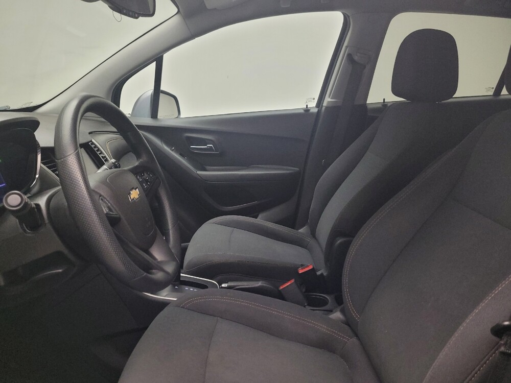 2020 Chevrolet Trax in St. Louis, MO 63125 - 18105637 17