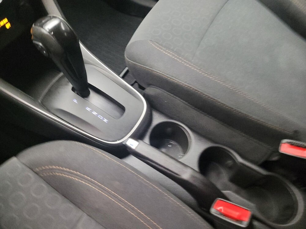 2020 Chevrolet Trax in St. Louis, MO 63125 - 18105637 26