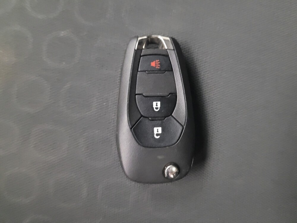 2020 Chevrolet Trax in St. Louis, MO 63125 - 18105637 32