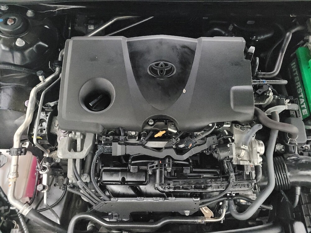 2021 Toyota Camry in Taylor, MI 48180 - 18105641 30