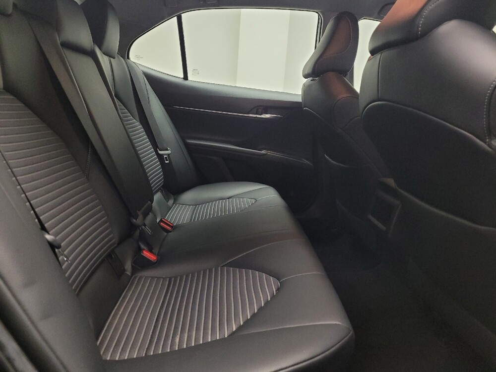 2021 Toyota Camry in Taylor, MI 48180 - 18105641 19