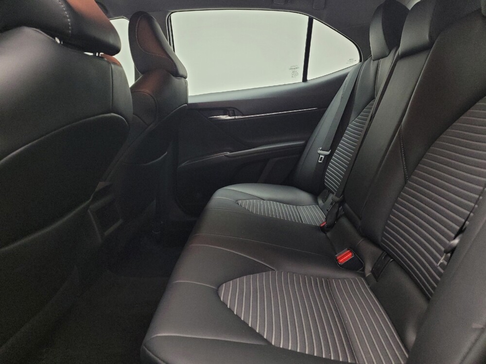 2021 Toyota Camry in Taylor, MI 48180 - 18105641 18