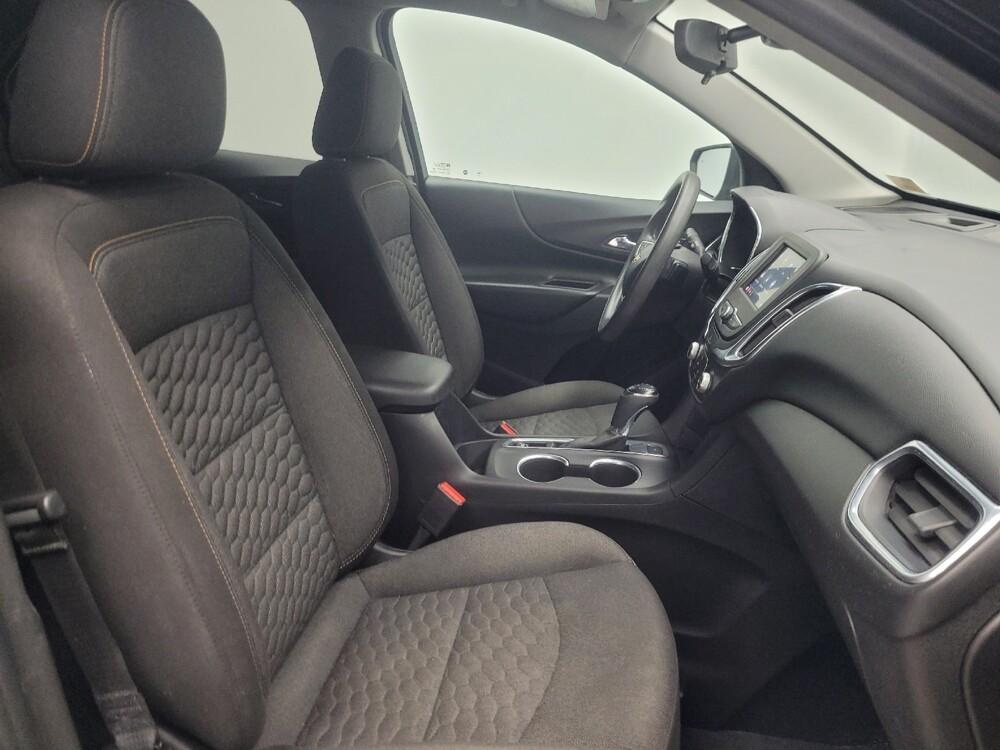 2020 Chevrolet Equinox in Mishawaka, IN 46545 - 18105651 21