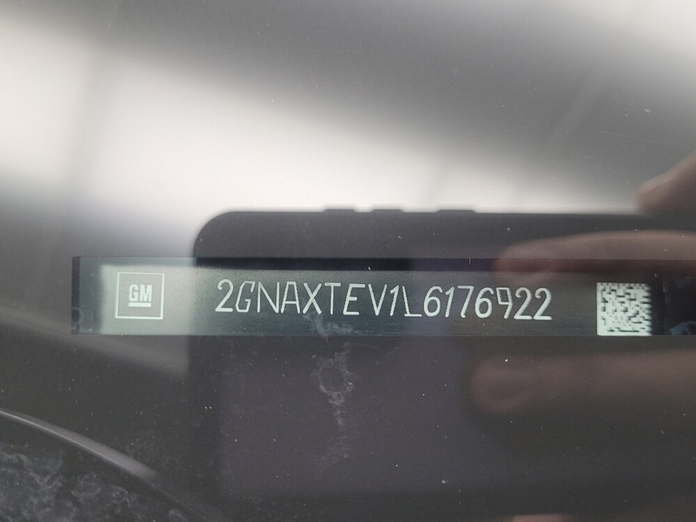 2020 Chevrolet Equinox in Mishawaka, IN 46545 - 18105651 33