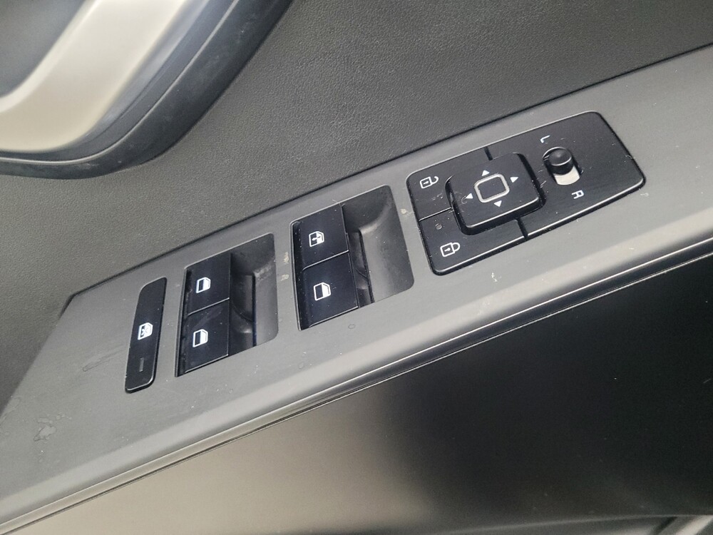 2024 Kia Niro in Memphis, TN 38128 - 18105657 27