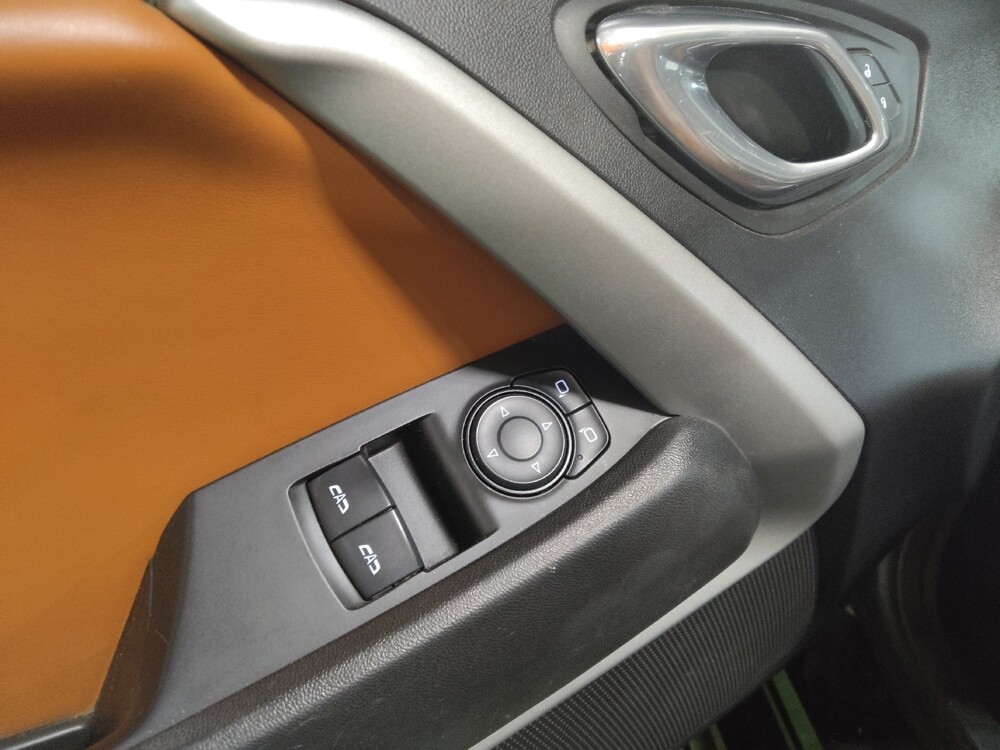 2017 Chevrolet Camaro in Fort Worth, TX 76116 - 18105661 27