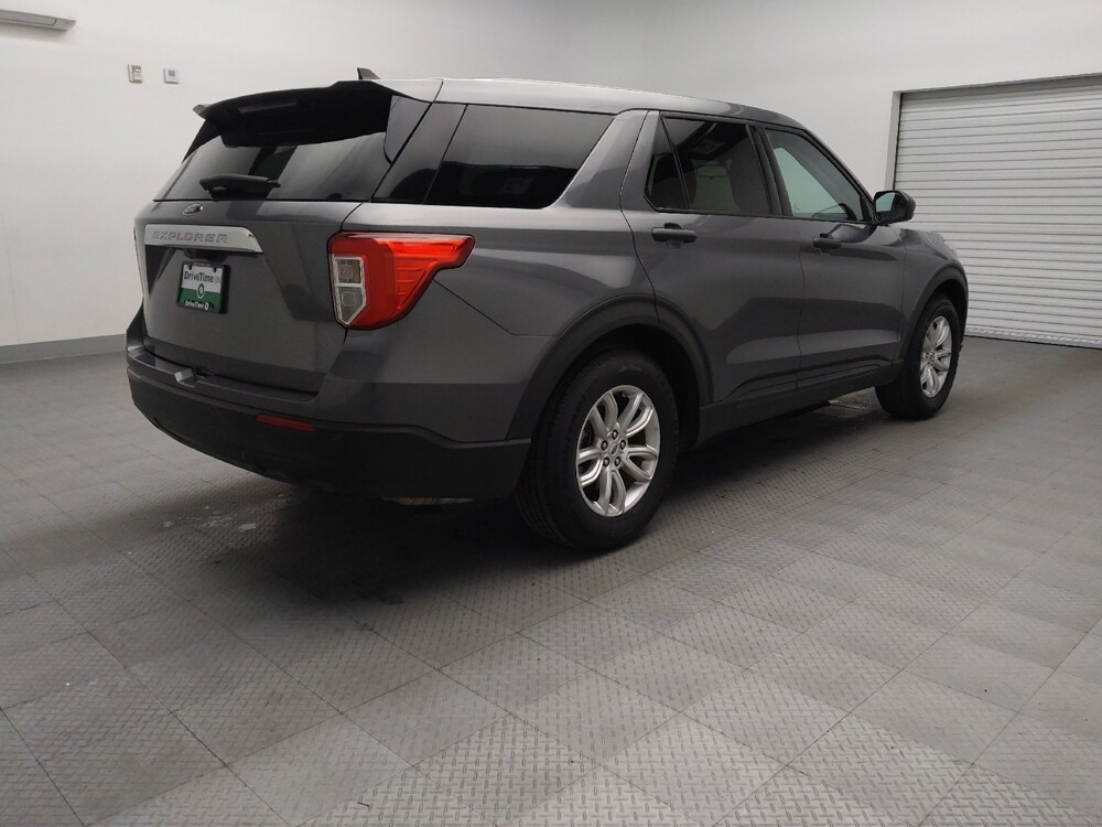 2021 Ford Explorer in Tulsa, OK 74145 - 18105662 9